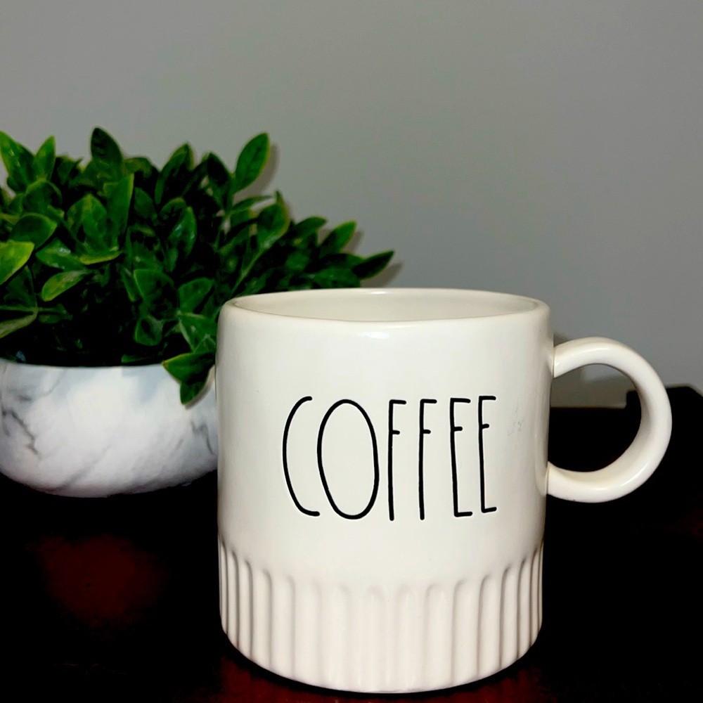 Rae Dunn Artisan Collection Mug!